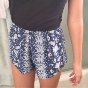 Brandy Melville blue floral shorts